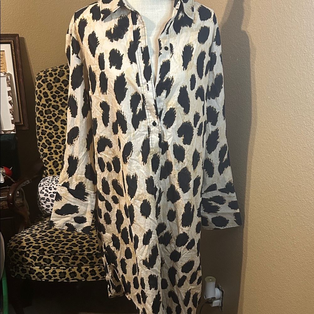 H&M Black and Cream Patterned Shirt Dress